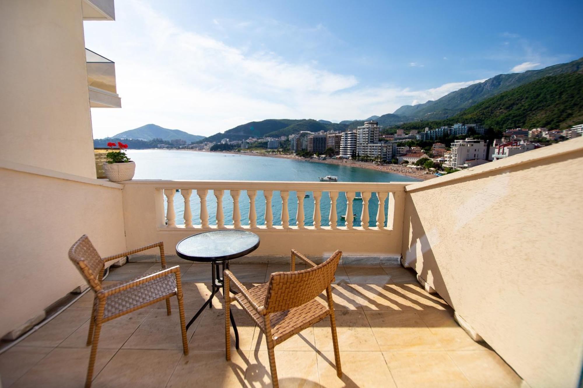 New Hotel Kuc By Marvel Budva Exterior foto